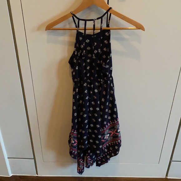 Beautiful summer dress - Picture 2 of 4